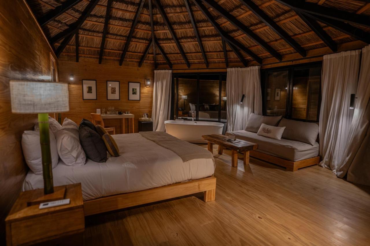 Reserva Natural Iguazu - Pristine Luxury Camp Puerto Libertad Exterior photo