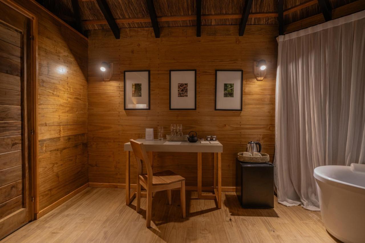 Reserva Natural Iguazu - Pristine Luxury Camp Puerto Libertad Exterior photo