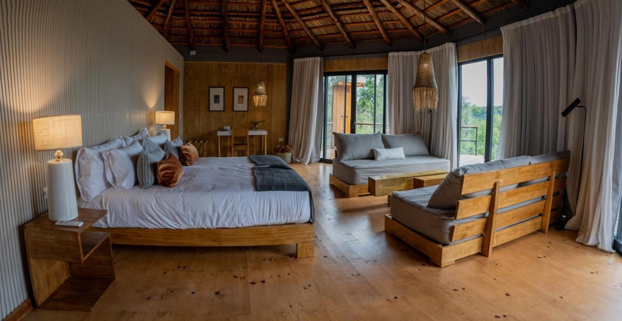 Reserva Natural Iguazu - Pristine Luxury Camp Puerto Libertad Exterior photo