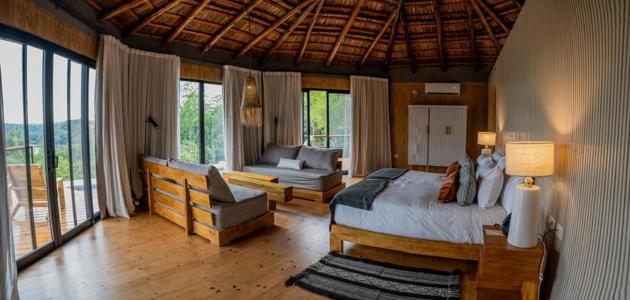Reserva Natural Iguazu - Pristine Luxury Camp Puerto Libertad Exterior photo